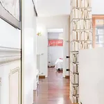 Spacious, Air Conditioner, Few Minutes To The Castle Appartamento