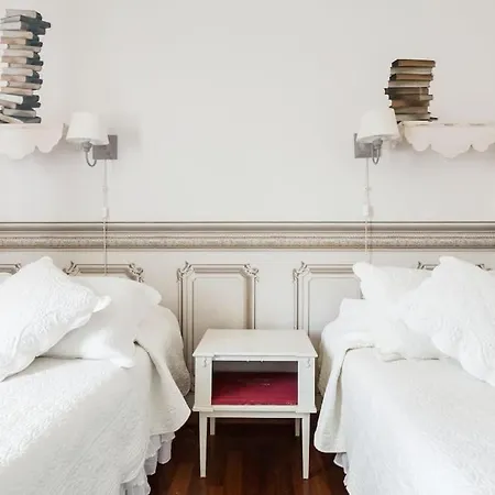 Spacious, Air Conditioner, Few Minutes To The Castle Malcesine